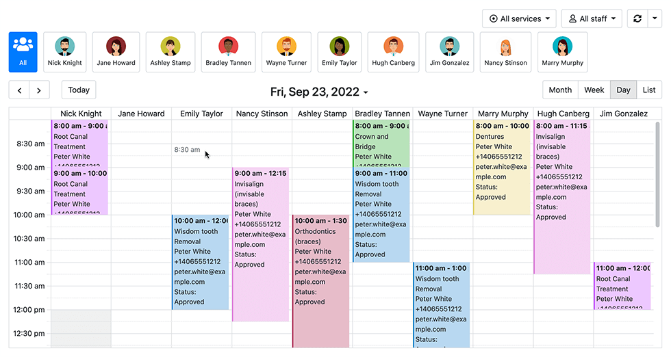 Calendrier en vue jour, semaine et mois dans Bookly